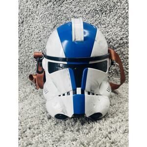 2025 Star Wars Galaxys Edge Salvaged Clone Trooper Helmet Popcorn Bucket In Hand